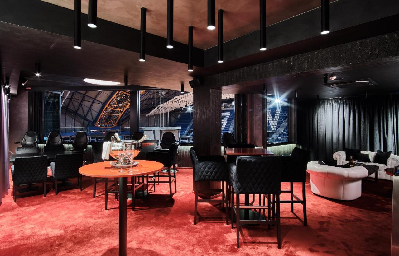 קושיצה Hotel Arena מראה חיצוני תמונה