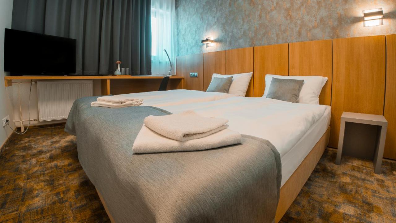 קושיצה Hotel Arena מראה חיצוני תמונה